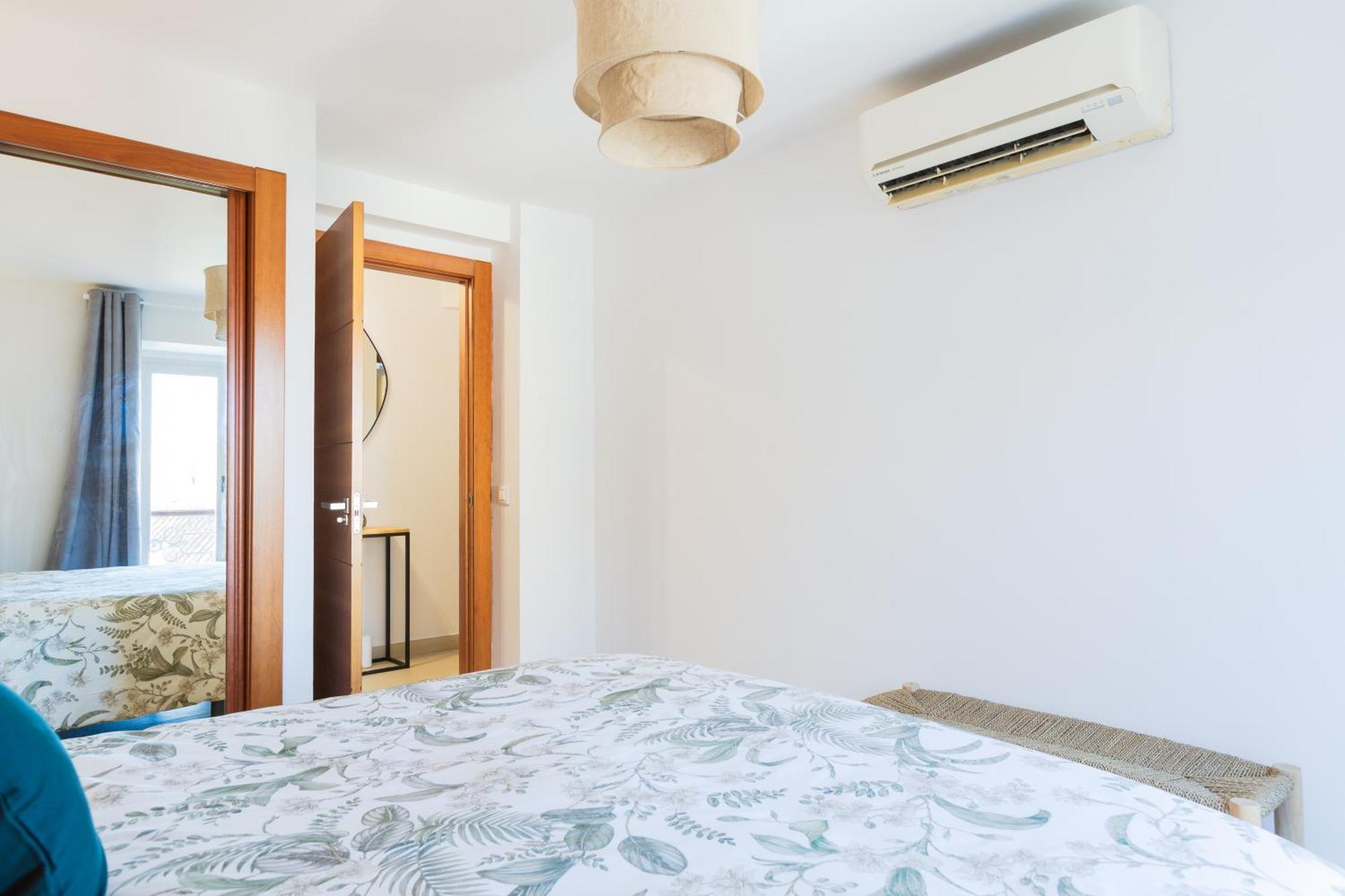 Apartamento Balcon De La Catedral Málaga Exterior foto